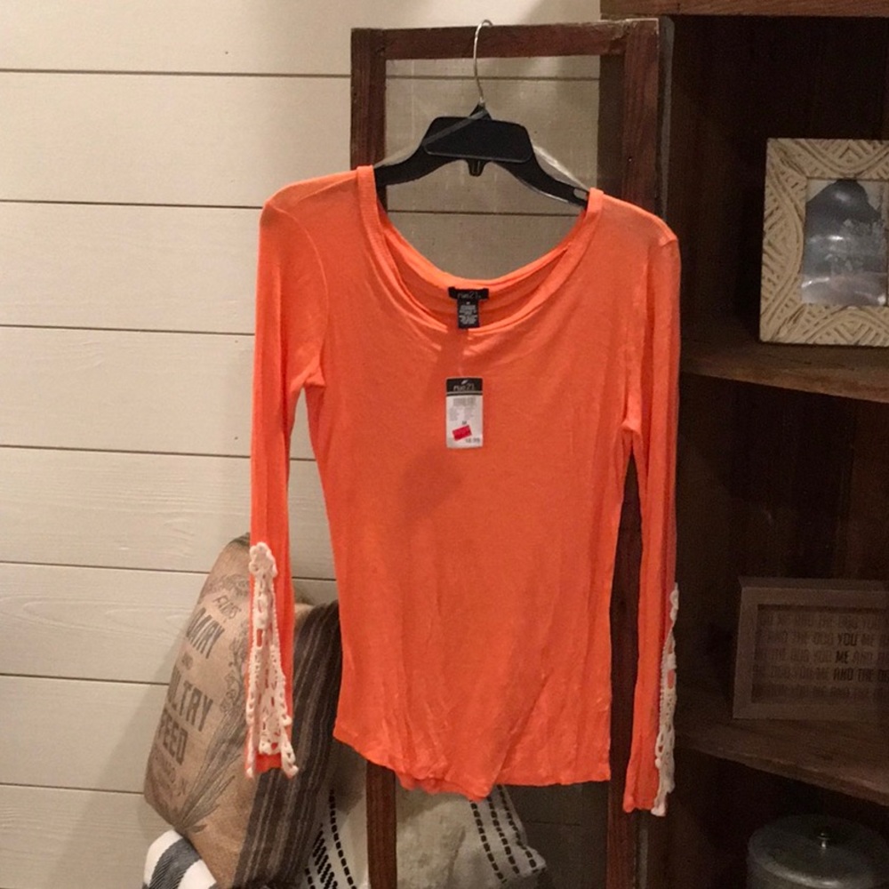 Rue 21 long sleeve coral/peach shirt